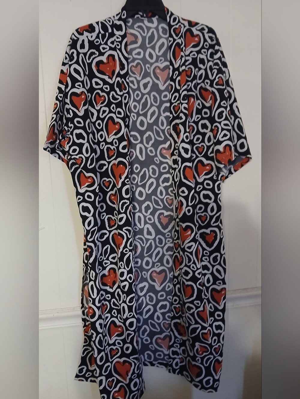 Pretty Kimono With Red Hearts Sz. One Size